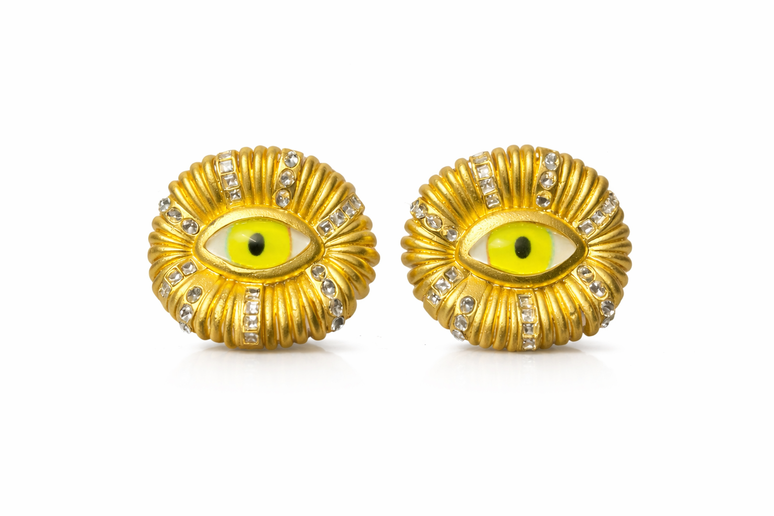 Earing one